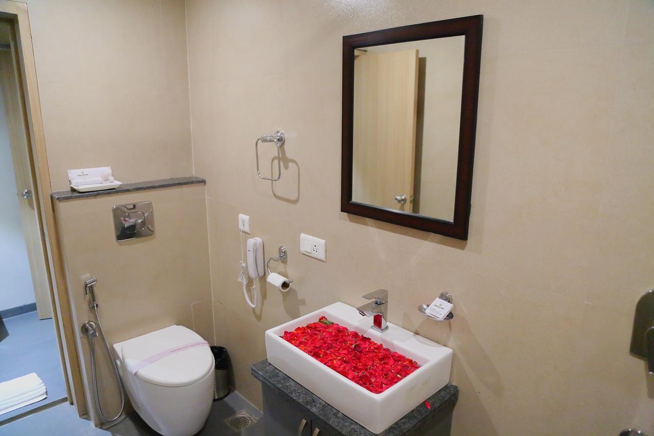 Abhayaa Hotel Βιζαχαπατνάμ Εξωτερικό φωτογραφία